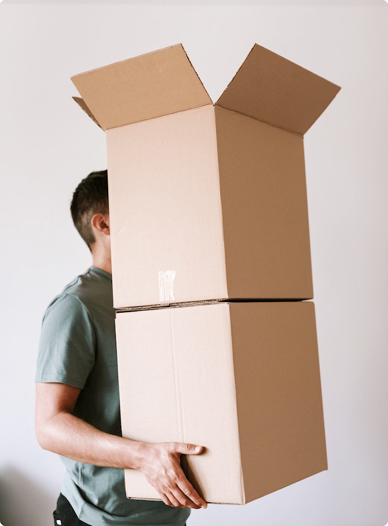Bien louer un garde-meuble pour son déménagement : 7 conseils pour trouver  votre box de stockage