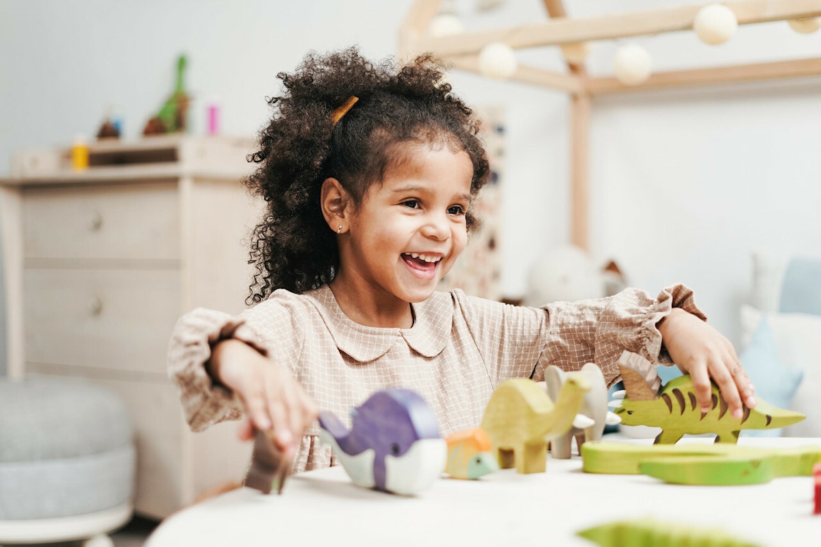 Découvrez 5 astuces pour ranger les jouets dans une chambre d'enfant